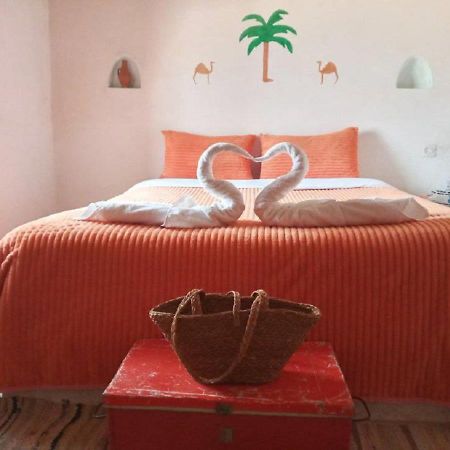 ホテル Nomad House メルズーガ エクステリア 写真