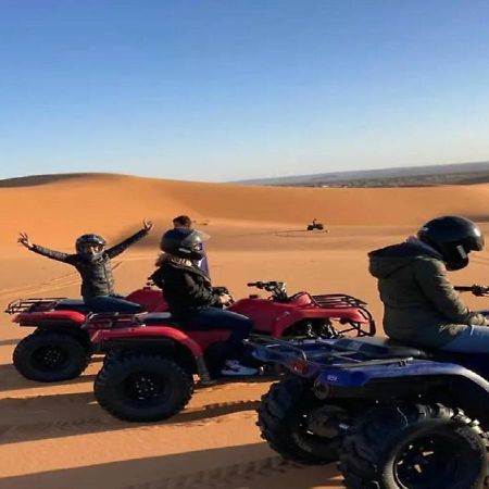 ホテル Nomad House メルズーガ エクステリア 写真