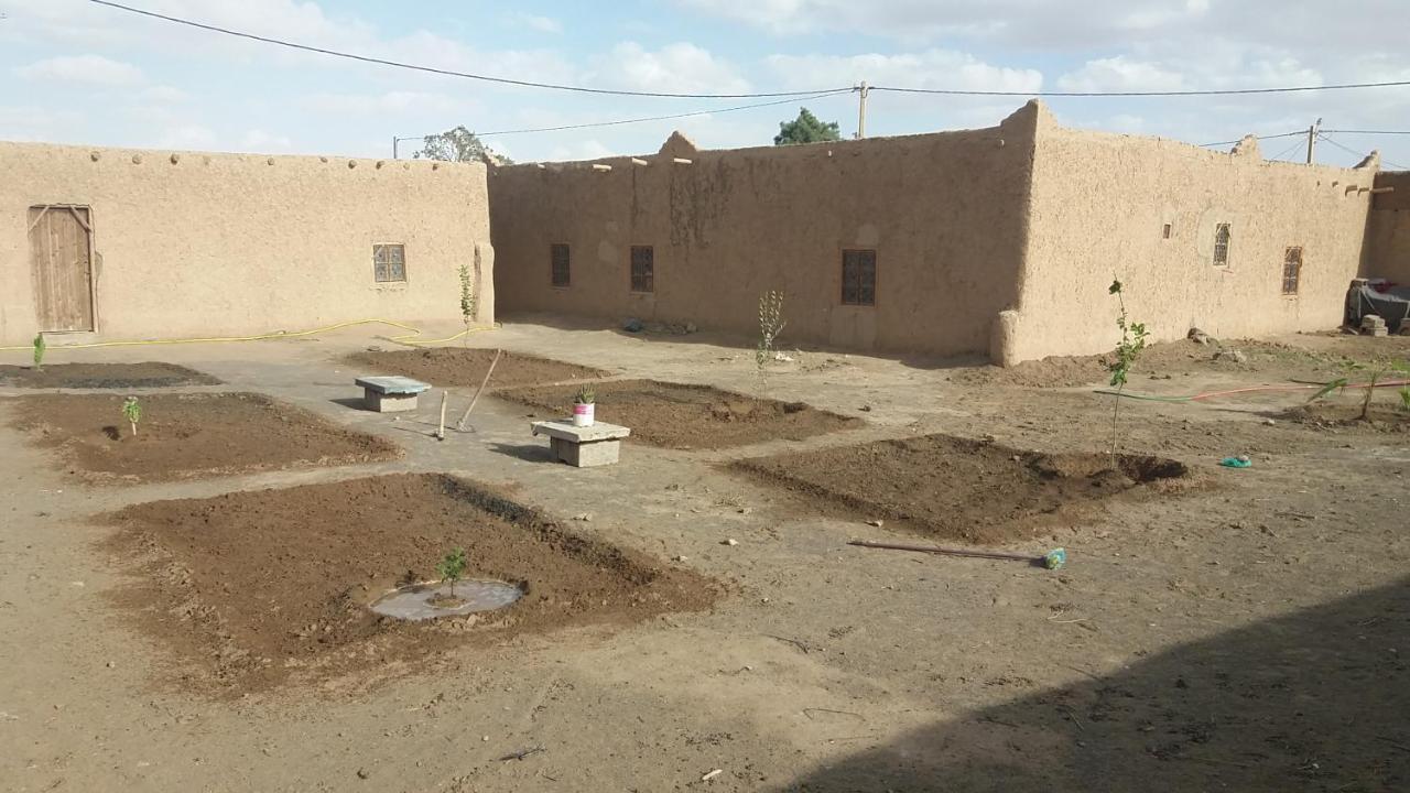 ホテル Nomad House メルズーガ エクステリア 写真