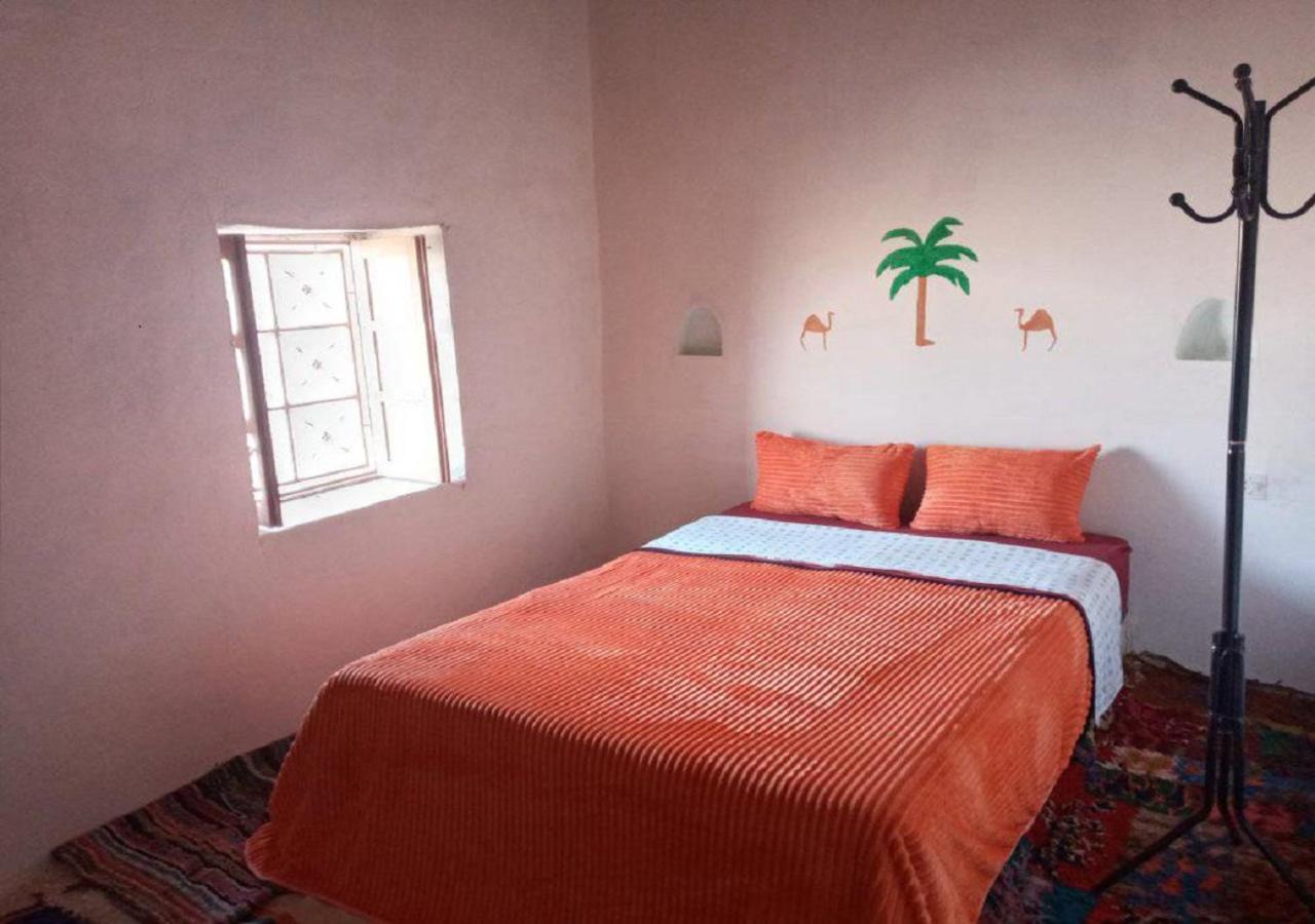 ホテル Nomad House メルズーガ エクステリア 写真