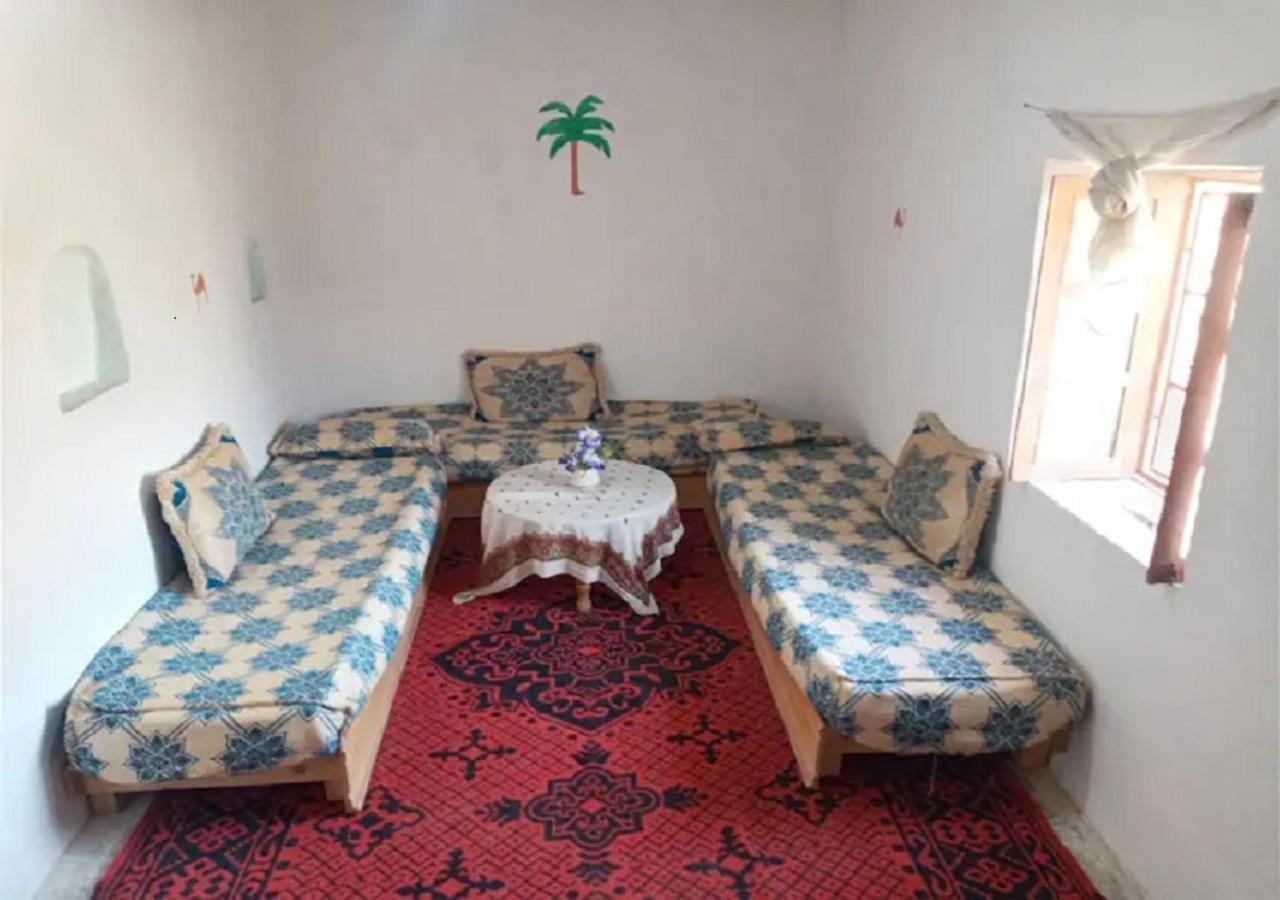 ホテル Nomad House メルズーガ エクステリア 写真