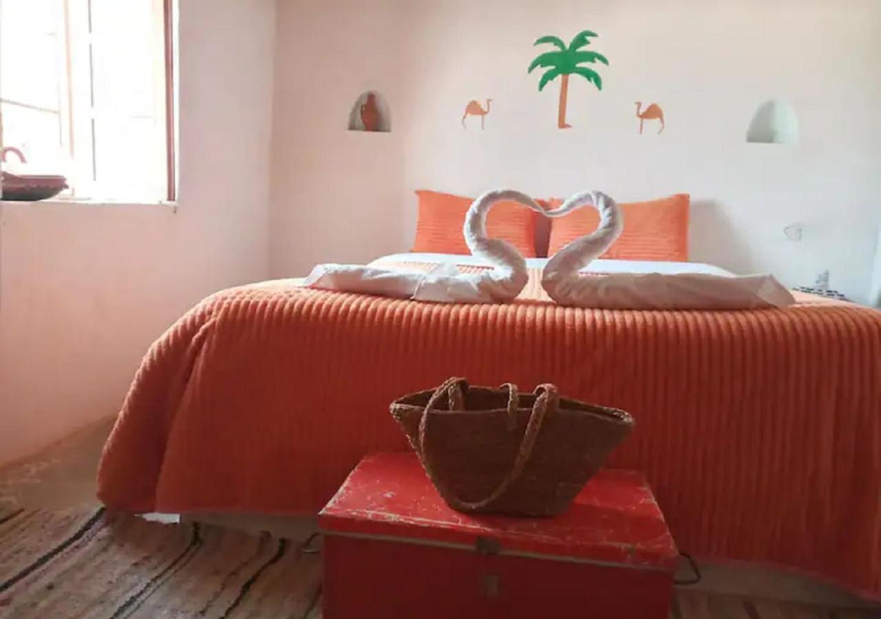 ホテル Nomad House メルズーガ エクステリア 写真